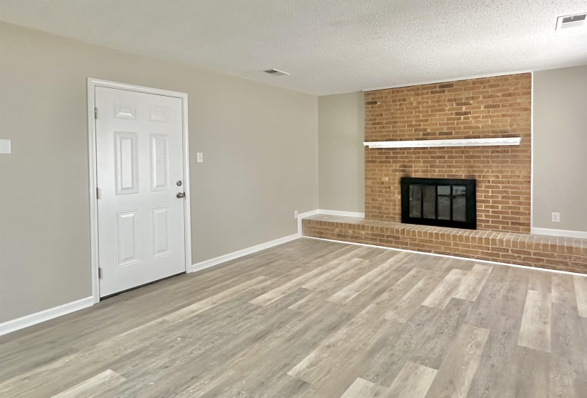 4376 COLEMAN RD, Memphis, Tennessee 38128, 4 Bedrooms Bedrooms, 7 Rooms Rooms,2 BathroomsBathrooms,Residential,For Sale,COLEMAN,10224995