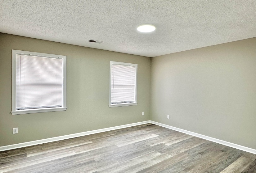 4376 COLEMAN RD, Memphis, Tennessee 38128, 4 Bedrooms Bedrooms, 7 Rooms Rooms,2 BathroomsBathrooms,Residential,For Sale,COLEMAN,10224995