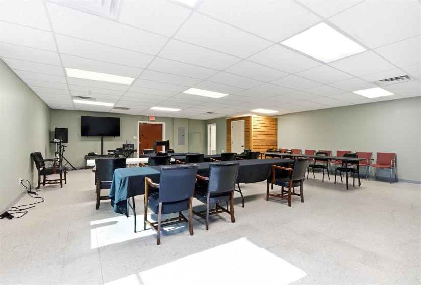 622 MARKET ST, Bolivar, Tennessee 38008-2241, ,Commercial/industrial,For Sale,MARKET,10225002