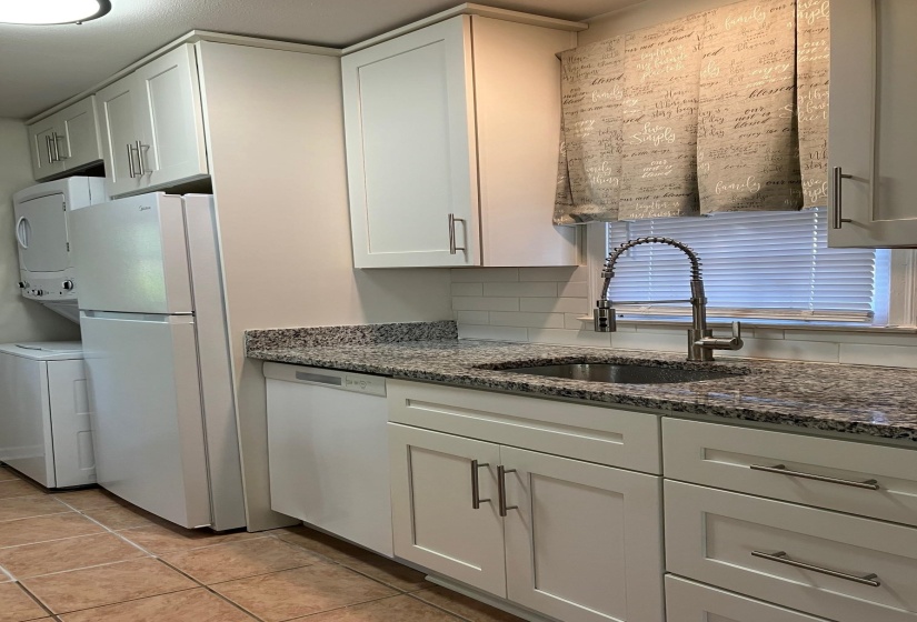 3827 WILSHIRE RD, Memphis, Tennessee 38111, 3 Bedrooms Bedrooms, 6 Rooms Rooms,1 BathroomBathrooms,Rental Properties,For Sale,WILSHIRE,10225025