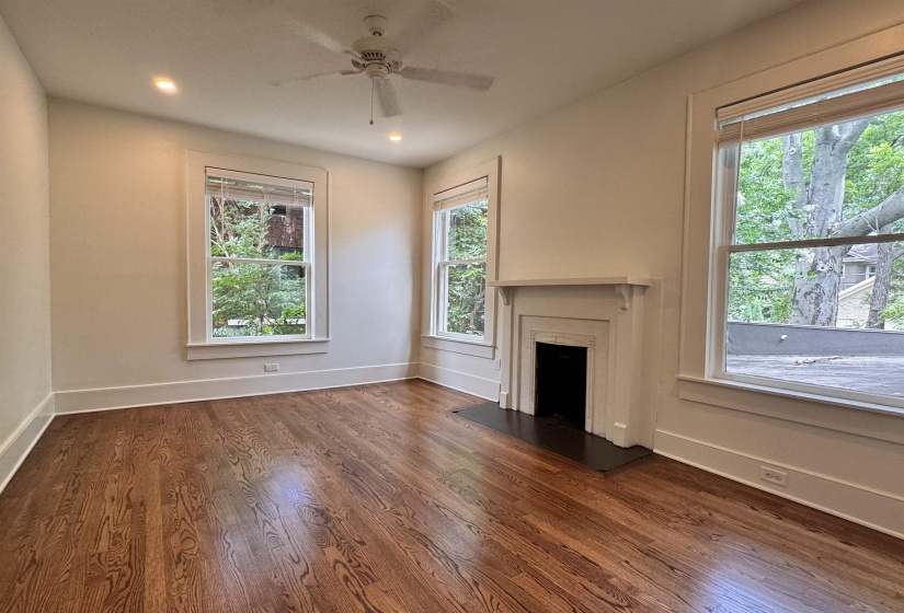 264 MCNEIL ST, Memphis, Tennessee 38112, 6 Bedrooms Bedrooms, 10 Rooms Rooms,3 BathroomsBathrooms,Rental Properties,For Sale,MCNEIL,10225026