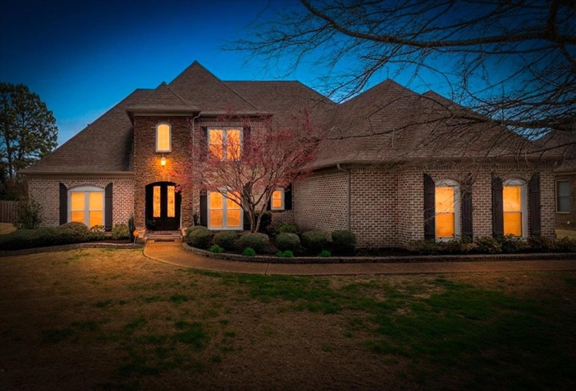 1196 TUSCUMBIA RD, Collierville, Tennessee 38017, 5 Bedrooms Bedrooms, 10 Rooms Rooms,4 BathroomsBathrooms,Residential,For Sale,TUSCUMBIA,10217461