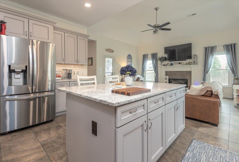 1196 TUSCUMBIA RD, Collierville, Tennessee 38017, 5 Bedrooms Bedrooms, 10 Rooms Rooms,4 BathroomsBathrooms,Residential,For Sale,TUSCUMBIA,10217461