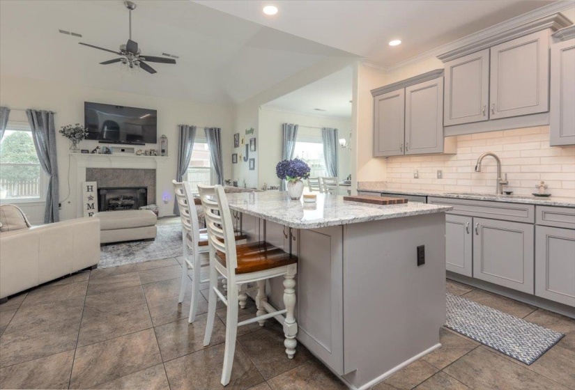 1196 TUSCUMBIA RD, Collierville, Tennessee 38017, 5 Bedrooms Bedrooms, 10 Rooms Rooms,4 BathroomsBathrooms,Residential,For Sale,TUSCUMBIA,10217461