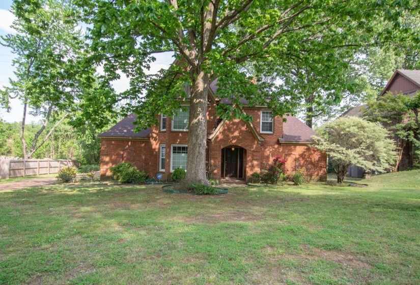 516 JASON RD, Memphis, Tennessee 38120, 4 Bedrooms Bedrooms, 9 Rooms Rooms,2.1 BathroomsBathrooms,Residential,For Sale,JASON,10225003