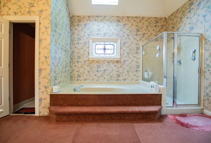 516 JASON RD, Memphis, Tennessee 38120, 4 Bedrooms Bedrooms, 9 Rooms Rooms,2.1 BathroomsBathrooms,Residential,For Sale,JASON,10225003