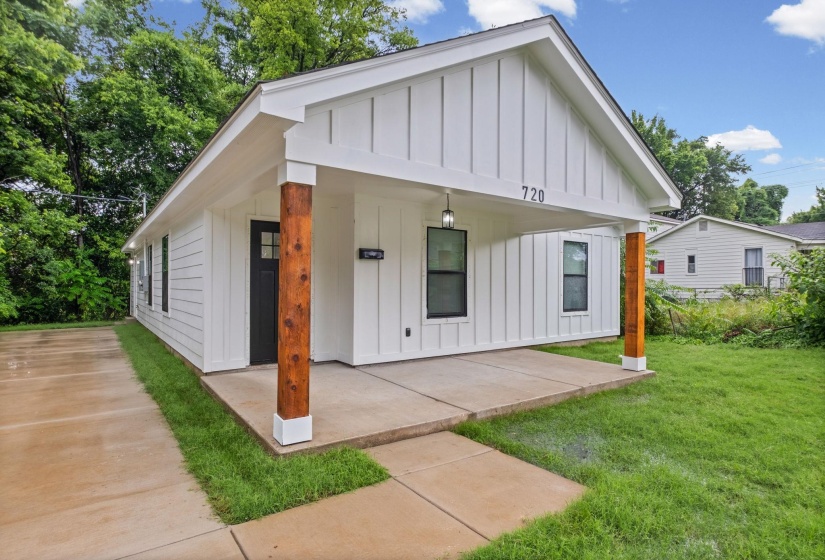 720 LIPFORD ST, Memphis, Tennessee 38112, 4 Bedrooms Bedrooms, 6 Rooms Rooms,2 BathroomsBathrooms,Residential,For Sale,LIPFORD,10225007