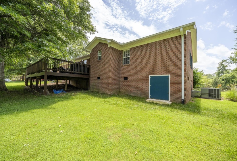 335 JORDAN GLEN LN, Savannah, Tennessee 38372, 3 Bedrooms Bedrooms, 8 Rooms Rooms,2 BathroomsBathrooms,Residential,For Sale,JORDAN GLEN,10225008