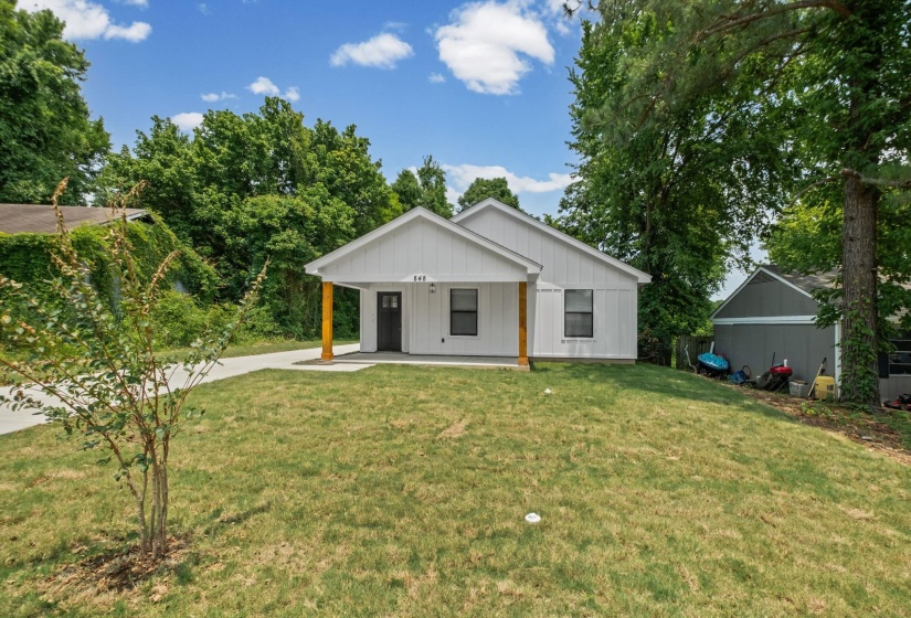 848 BRANDYWINE BLVD, Memphis, Tennessee 38127, 4 Bedrooms Bedrooms, 6 Rooms Rooms,2 BathroomsBathrooms,Residential,For Sale,BRANDYWINE,10225010