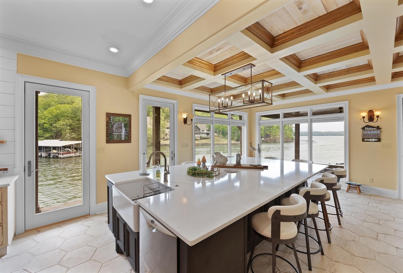 45 MARINER PT, Savannah, Tennessee 38372, 6 Bedrooms Bedrooms, 10 Rooms Rooms,6.1 BathroomsBathrooms,Residential,For Sale,MARINER,10225013
