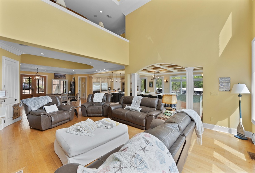 45 MARINER PT, Savannah, Tennessee 38372, 6 Bedrooms Bedrooms, 10 Rooms Rooms,6.1 BathroomsBathrooms,Residential,For Sale,MARINER,10225013