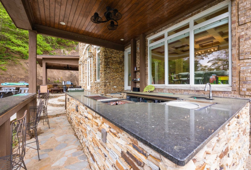 45 MARINER PT, Savannah, Tennessee 38372, 6 Bedrooms Bedrooms, 10 Rooms Rooms,6.1 BathroomsBathrooms,Residential,For Sale,MARINER,10225013