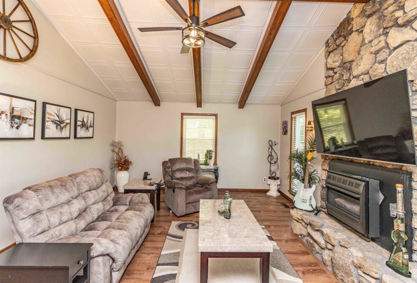 1845 POWELL CHAPEL RD, Middleton, Tennessee 38052, 3 Bedrooms Bedrooms, 6 Rooms Rooms,2 BathroomsBathrooms,Residential,For Sale,POWELL CHAPEL,10225019