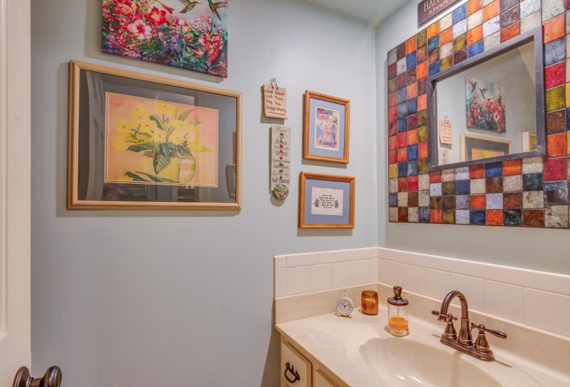 139 WALNUT BEND RD, Memphis, Tennessee 38018, 5 Bedrooms Bedrooms, 9 Rooms Rooms,2.1 BathroomsBathrooms,Residential,For Sale,WALNUT BEND,10225021