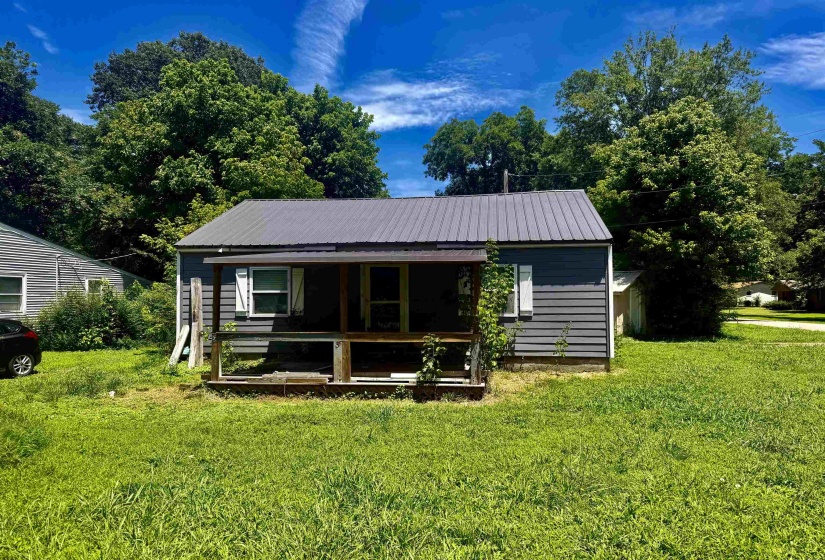 25 LAGRANGE ST, Moscow, Tennessee 38057, 1 Bedroom Bedrooms, 4 Rooms Rooms,1 BathroomBathrooms,Residential,For Sale,LAGRANGE,10225023