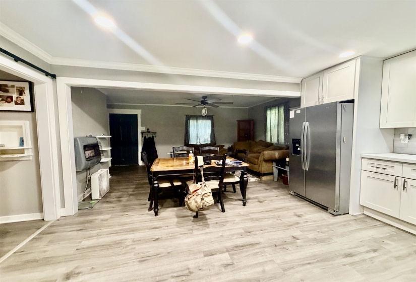 25 LAGRANGE ST, Moscow, Tennessee 38057, 1 Bedroom Bedrooms, 4 Rooms Rooms,1 BathroomBathrooms,Residential,For Sale,LAGRANGE,10225023
