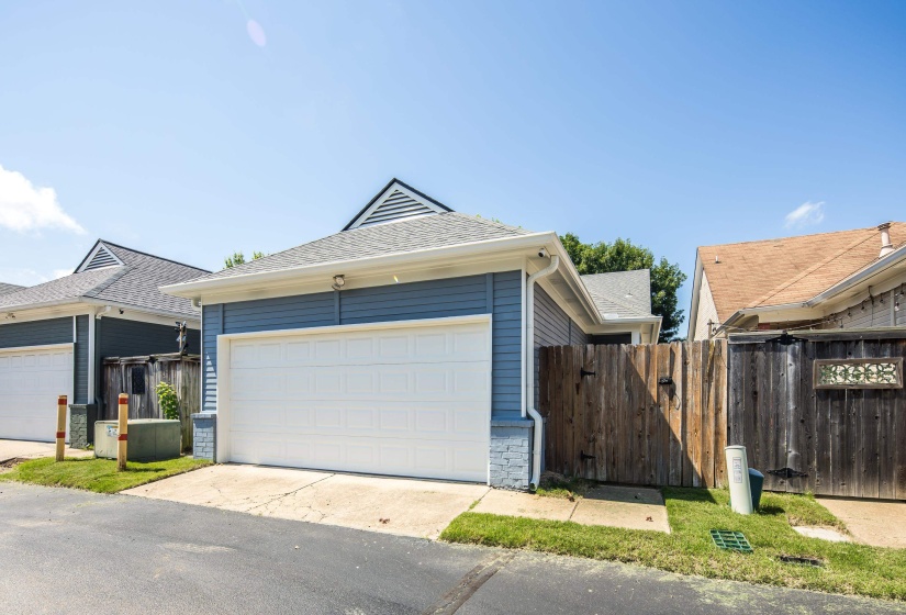 263 ISLAND VILLAGE DR, Memphis, Tennessee 38103, 3 Bedrooms Bedrooms, 5 Rooms Rooms,2 BathroomsBathrooms,Residential,For Sale,ISLAND VILLAGE,10225031