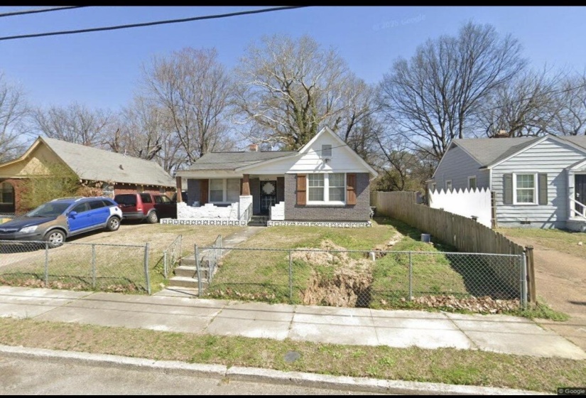 828 KIPPLEY ST, Memphis, Tennessee 38112, 2 Bedrooms Bedrooms, 5 Rooms Rooms,1 BathroomBathrooms,Residential,For Sale,KIPPLEY,10225034