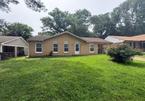 5267 BROKEN OAK DR, Memphis, Tennessee 38127, 3 Bedrooms Bedrooms, 6 Rooms Rooms,1 BathroomBathrooms,Rental Properties,For Sale,BROKEN OAK,10225050 5267 BROKEN OAK DR, Memphis, Tennessee 38127, 3 Bedrooms Bedrooms, 6 Rooms Rooms,1 BathroomBathrooms,Rental Properties,For Sale,BROKEN OAK,10225050