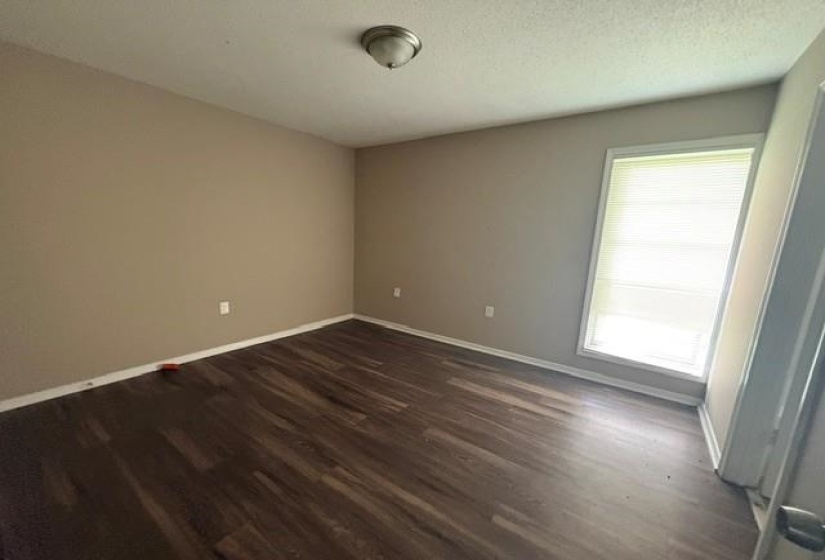 5267 BROKEN OAK DR, Memphis, Tennessee 38127, 3 Bedrooms Bedrooms, 6 Rooms Rooms,1 BathroomBathrooms,Rental Properties,For Sale,BROKEN OAK,10225050