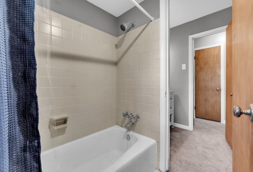 7118 MCVAY RD, Germantown, Tennessee 38138, 5 Bedroom Bedrooms, 10 Room Rooms,3 BathroomBathrooms,Residential,For Sale,MCVAY,0,10225035