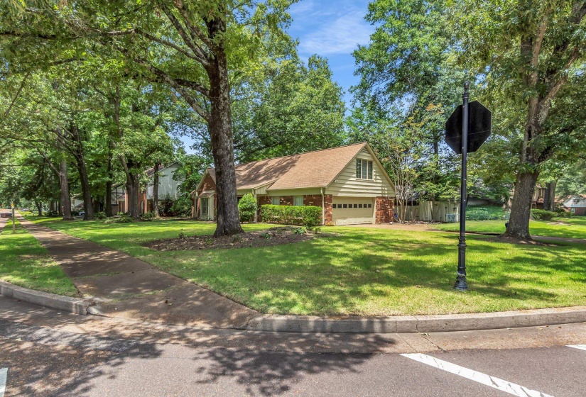7118 MCVAY RD, Germantown, Tennessee 38138, 5 Bedroom Bedrooms, 10 Room Rooms,3 BathroomBathrooms,Residential,For Sale,MCVAY,0,10225035