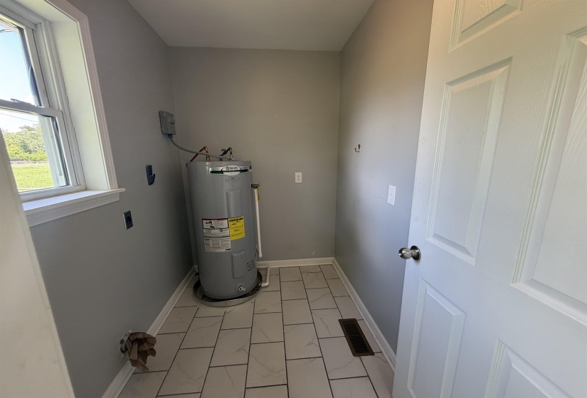 55 GEANS LN, Savannah, Tennessee 38372-9999, 3 Bedrooms Bedrooms, 7 Rooms Rooms,2 BathroomsBathrooms,Residential,For Sale,GEANS,10225037