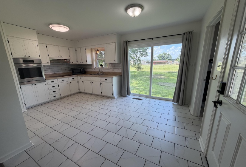 55 GEANS LN, Savannah, Tennessee 38372-9999, 3 Bedrooms Bedrooms, 7 Rooms Rooms,2 BathroomsBathrooms,Residential,For Sale,GEANS,10225037