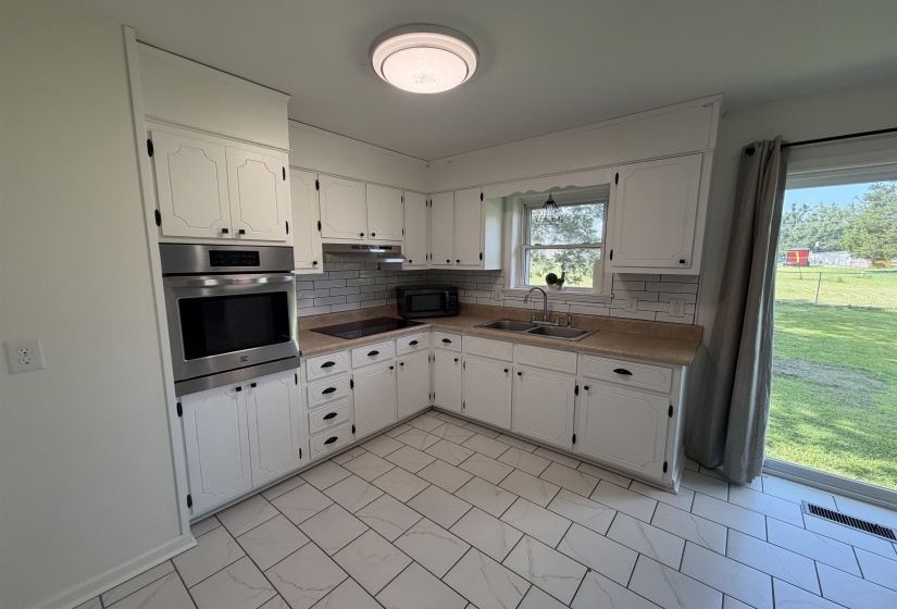 55 GEANS LN, Savannah, Tennessee 38372-9999, 3 Bedrooms Bedrooms, 7 Rooms Rooms,2 BathroomsBathrooms,Residential,For Sale,GEANS,10225037