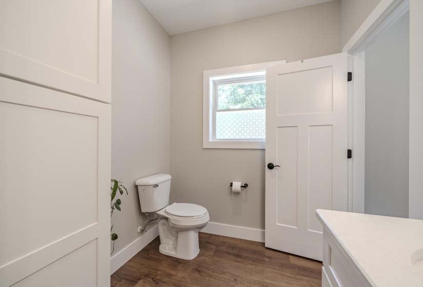 395 WEST DR, Savannah, Tennessee 38372, 3 Bedrooms Bedrooms, 6 Rooms Rooms,2 BathroomsBathrooms,Residential,For Sale,WEST,10225042