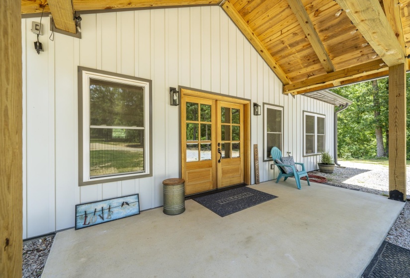 395 WEST DR, Savannah, Tennessee 38372, 3 Bedrooms Bedrooms, 6 Rooms Rooms,2 BathroomsBathrooms,Residential,For Sale,WEST,10225042