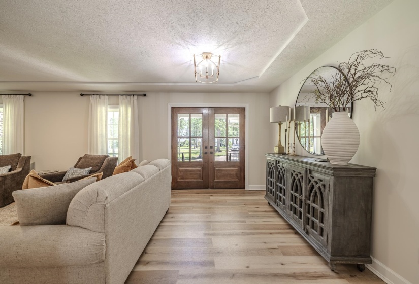330 ROBIN HOOD LOOP, Savannah, Tennessee 38372, 4 Bedrooms Bedrooms, 8 Rooms Rooms,2 BathroomsBathrooms,Residential,For Sale,ROBIN HOOD,10225043