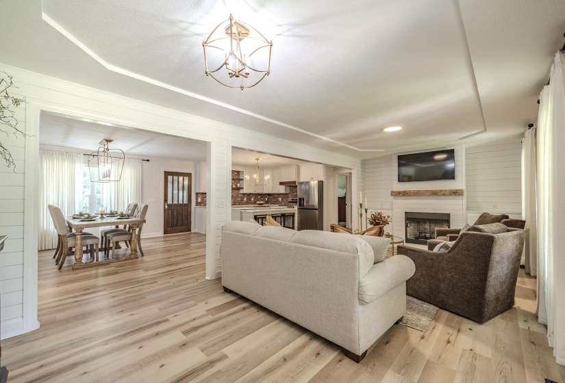 330 ROBIN HOOD LOOP, Savannah, Tennessee 38372, 4 Bedrooms Bedrooms, 8 Rooms Rooms,2 BathroomsBathrooms,Residential,For Sale,ROBIN HOOD,10225043