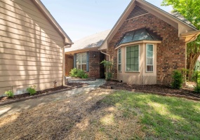 6684 PONDVIEW CV, Memphis, Tennessee 38119, 2 Bedrooms Bedrooms, 5 Rooms Rooms,2 BathroomsBathrooms,Residential,For Sale,PONDVIEW,10225044 6684 PONDVIEW CV, Memphis, Tennessee 38119, 2 Bedrooms Bedrooms, 5 Rooms Rooms,2 BathroomsBathrooms,Residential,For Sale,PONDVIEW,10225044