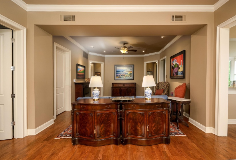 5204 LEXINGTON CLUB CV, Memphis, Tennessee 38117, 2 Bedrooms Bedrooms, 7 Rooms Rooms,2 BathroomsBathrooms,Residential,For Sale,LEXINGTON CLUB,10225048