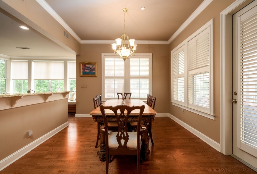 5204 LEXINGTON CLUB CV, Memphis, Tennessee 38117, 2 Bedrooms Bedrooms, 7 Rooms Rooms,2 BathroomsBathrooms,Residential,For Sale,LEXINGTON CLUB,10225048