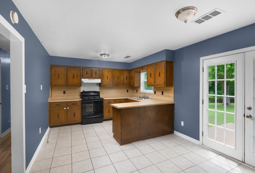 1174 PORTERSVILLE RD, Atoka, Tennessee 38004, 3 Bedrooms Bedrooms, 6 Rooms Rooms,1 BathroomBathrooms,Residential,For Sale,PORTERSVILLE,10225049