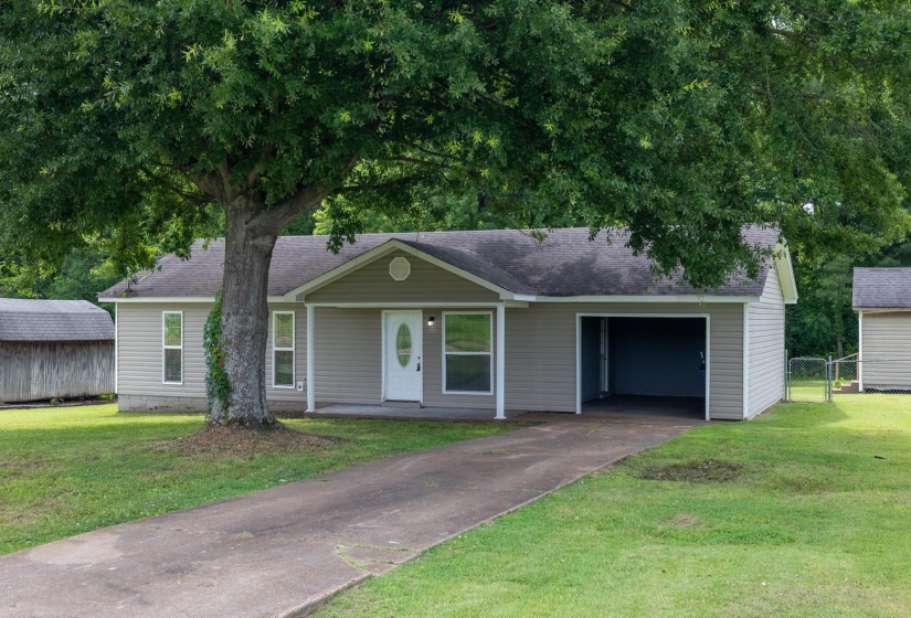1174 PORTERSVILLE RD, Atoka, Tennessee 38004, 3 Bedrooms Bedrooms, 6 Rooms Rooms,1 BathroomBathrooms,Residential,For Sale,PORTERSVILLE,10225049