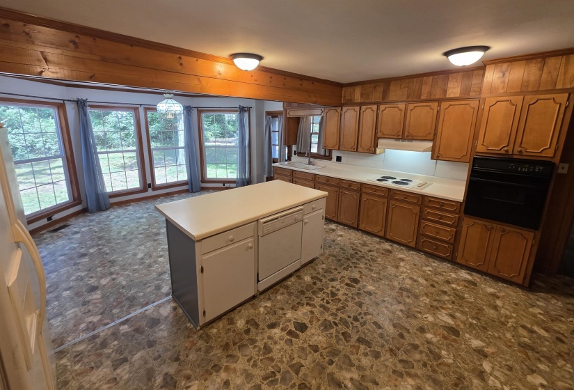 279 CHURCH ST, Ripley, Tennessee 38063-1633, 3 Bedrooms Bedrooms, 9 Rooms Rooms,2 BathroomsBathrooms,Residential,For Sale,CHURCH,10225058