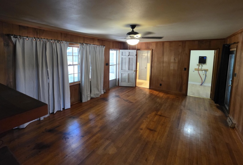 279 CHURCH ST, Ripley, Tennessee 38063-1633, 3 Bedrooms Bedrooms, 9 Rooms Rooms,2 BathroomsBathrooms,Residential,For Sale,CHURCH,10225058