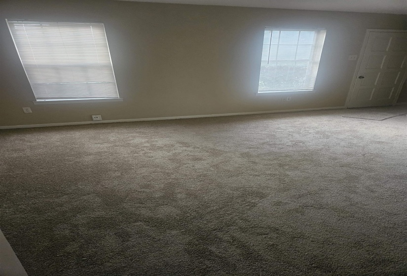 5668 HINTON PLACE DR, Memphis, Tennessee 38119, 4 Bedroom Bedrooms, 0 ,2.2 BathroomBathrooms,Duplexes,For Sale,HINTON PLACE,0,10225089