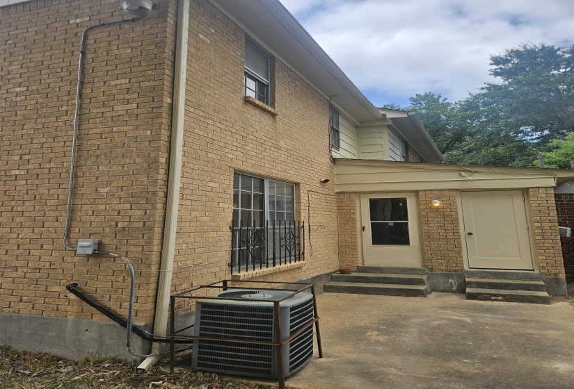 5668 HINTON PLACE DR, Memphis, Tennessee 38119, 4 Bedroom Bedrooms, 0 ,2.2 BathroomBathrooms,Duplexes,For Sale,HINTON PLACE,0,10225089