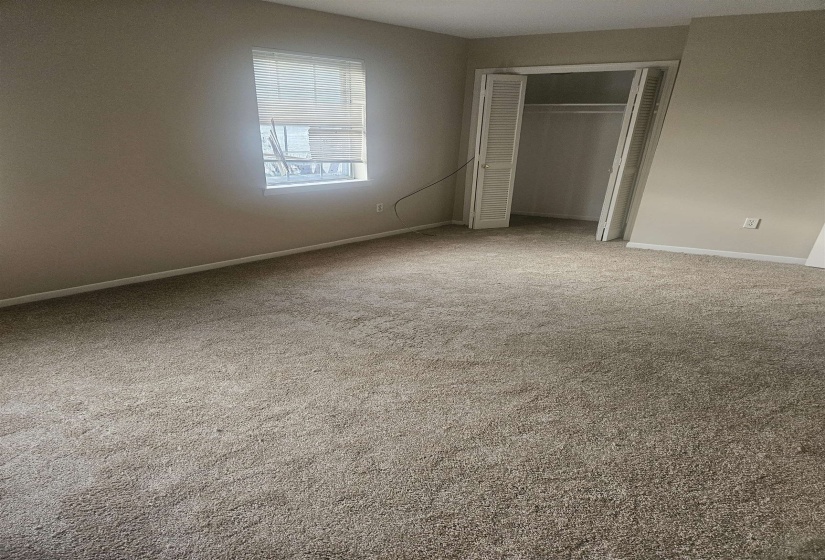 5668 HINTON PLACE DR, Memphis, Tennessee 38119, 4 Bedroom Bedrooms, 0 ,2.2 BathroomBathrooms,Duplexes,For Sale,HINTON PLACE,0,10225089
