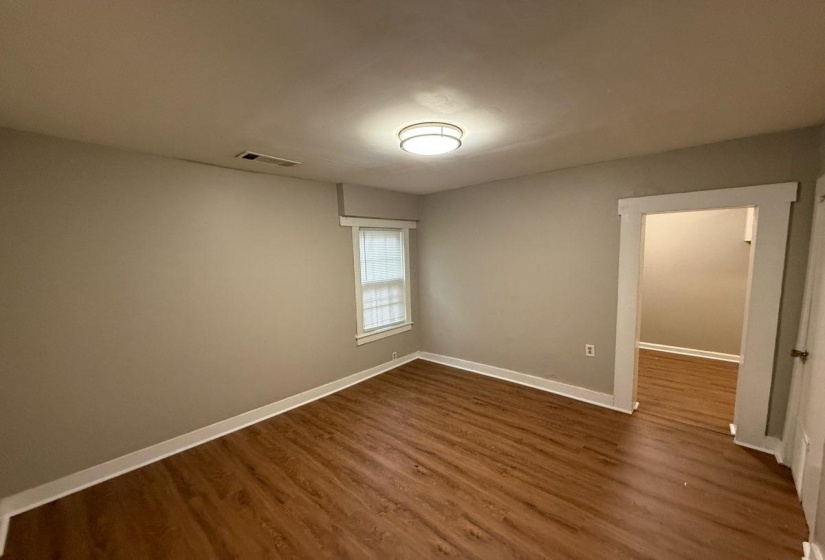 1195 DOROTHY PL, Memphis, Tennessee 38104, 1 Bedroom Bedrooms, 4 Rooms Rooms,1 BathroomBathrooms,Rental Properties,For Sale,DOROTHY,10225077