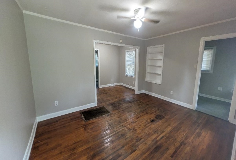 3766 GUERNSEY AVE, Memphis, Tennessee 38122, 2 Bedrooms Bedrooms, 5 Rooms Rooms,1 BathroomBathrooms,Rental Properties,For Sale,GUERNSEY,10225080