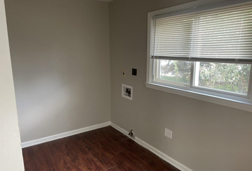 3766 GUERNSEY AVE, Memphis, Tennessee 38122, 2 Bedrooms Bedrooms, 5 Rooms Rooms,1 BathroomBathrooms,Rental Properties,For Sale,GUERNSEY,10225080