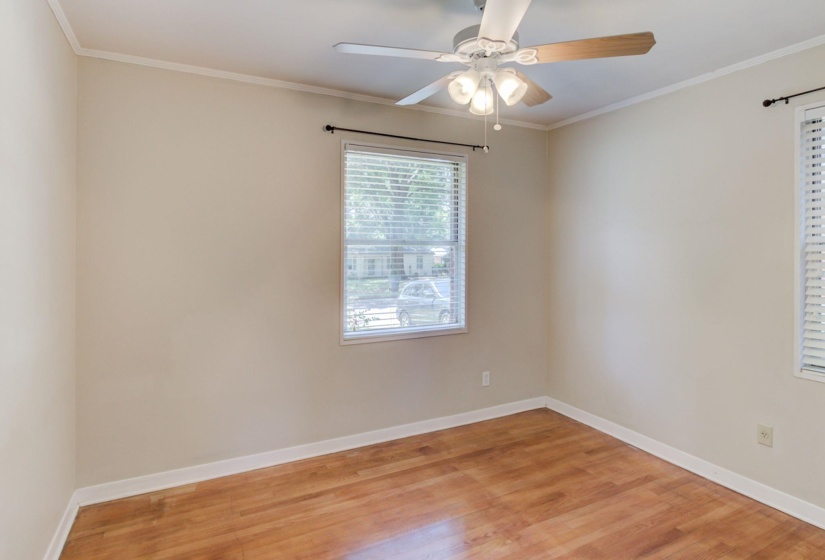 4966 VERNE RD, Memphis, Tennessee 38117, 3 Bedrooms Bedrooms, 5 Rooms Rooms,1 BathroomBathrooms,Rental Properties,For Sale,VERNE,10225100