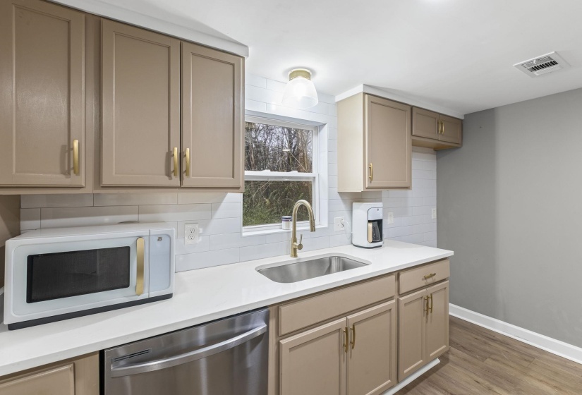719 KELLUM LN, Burlison, Tennessee 38015, 3 Bedroom Bedrooms, 5 Room Rooms,2 BathroomBathrooms,Residential,For Sale,KELLUM,0,10212954
