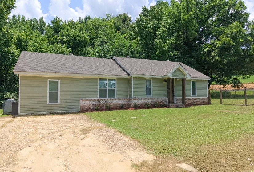 719 KELLUM LN, Burlison, Tennessee 38015, 3 Bedroom Bedrooms, 5 Room Rooms,2 BathroomBathrooms,Residential,For Sale,KELLUM,0,10212954