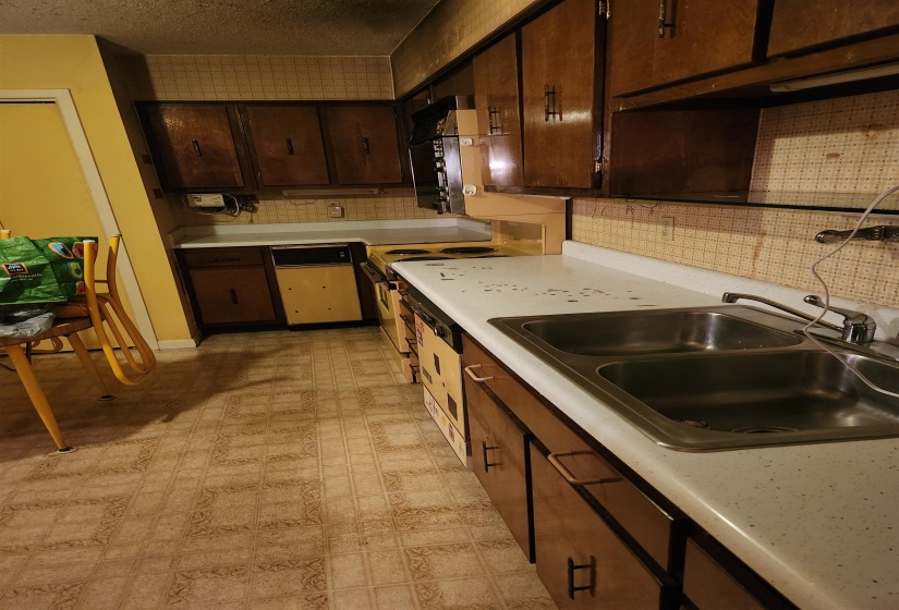3168 HIGH MEADOW DR, Memphis, Tennessee 38128, 3 Bedrooms Bedrooms, 6 Rooms Rooms,2.1 BathroomsBathrooms,Residential,For Sale,HIGH MEADOW,10224689